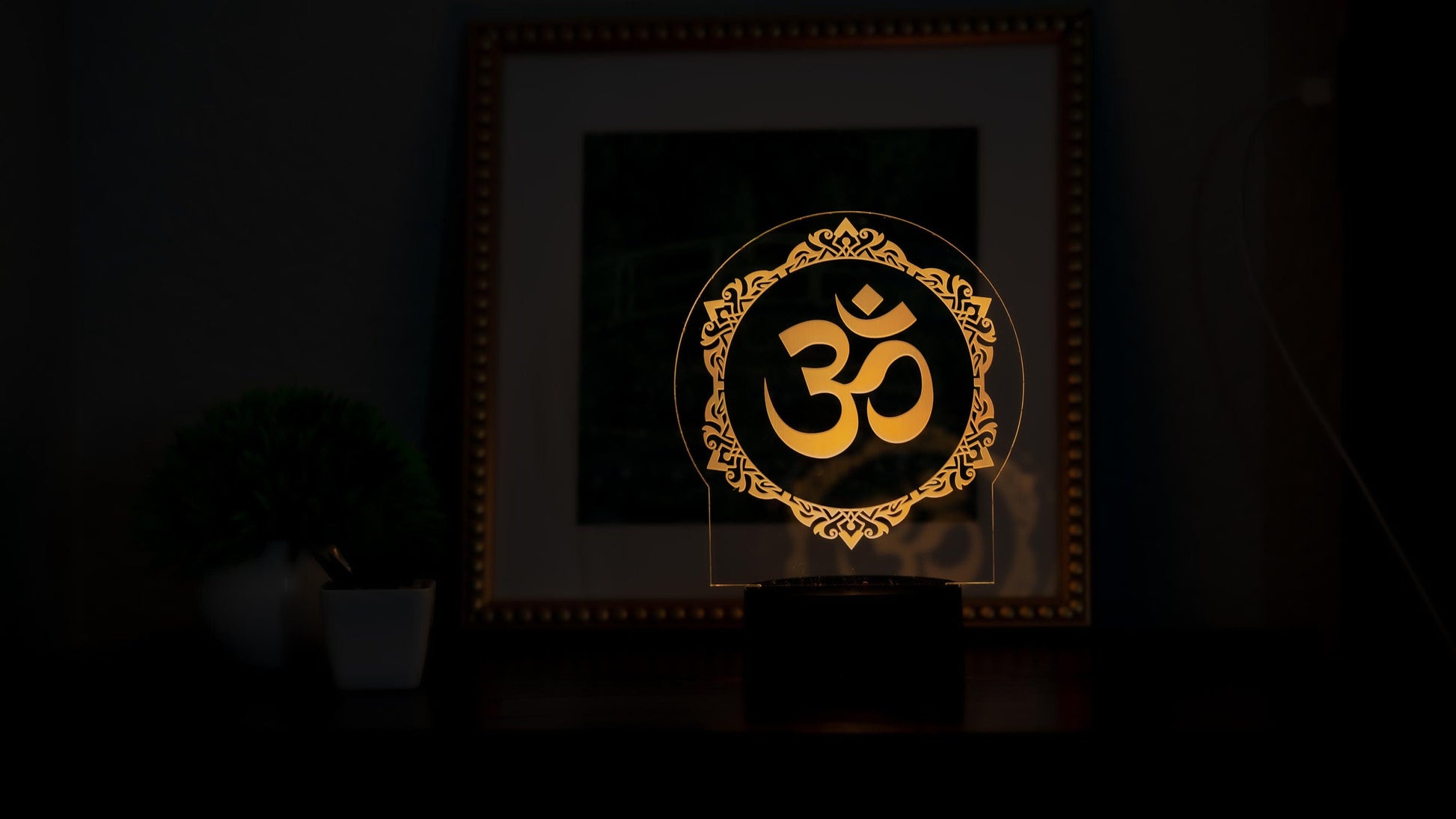 LED OM lamp | Indian cultural gifts | Hindu Acrylic Light | Deewali | Indian wedding favor | wedding vows | Diwali Gift | Yoga Room Gift